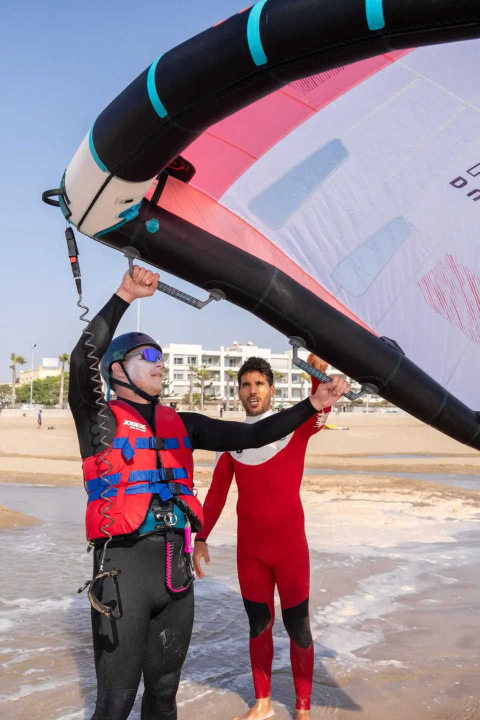 Session de wingfoil avec l'école à Essaouira
